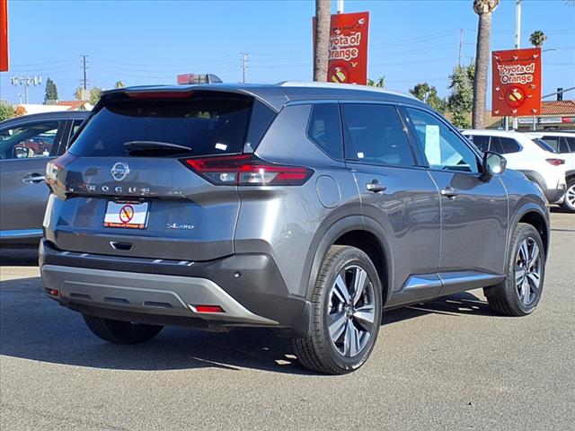 2021 Nissan Rogue SL