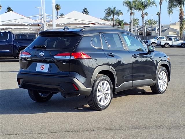 2024 Toyota Corolla Cross LE
