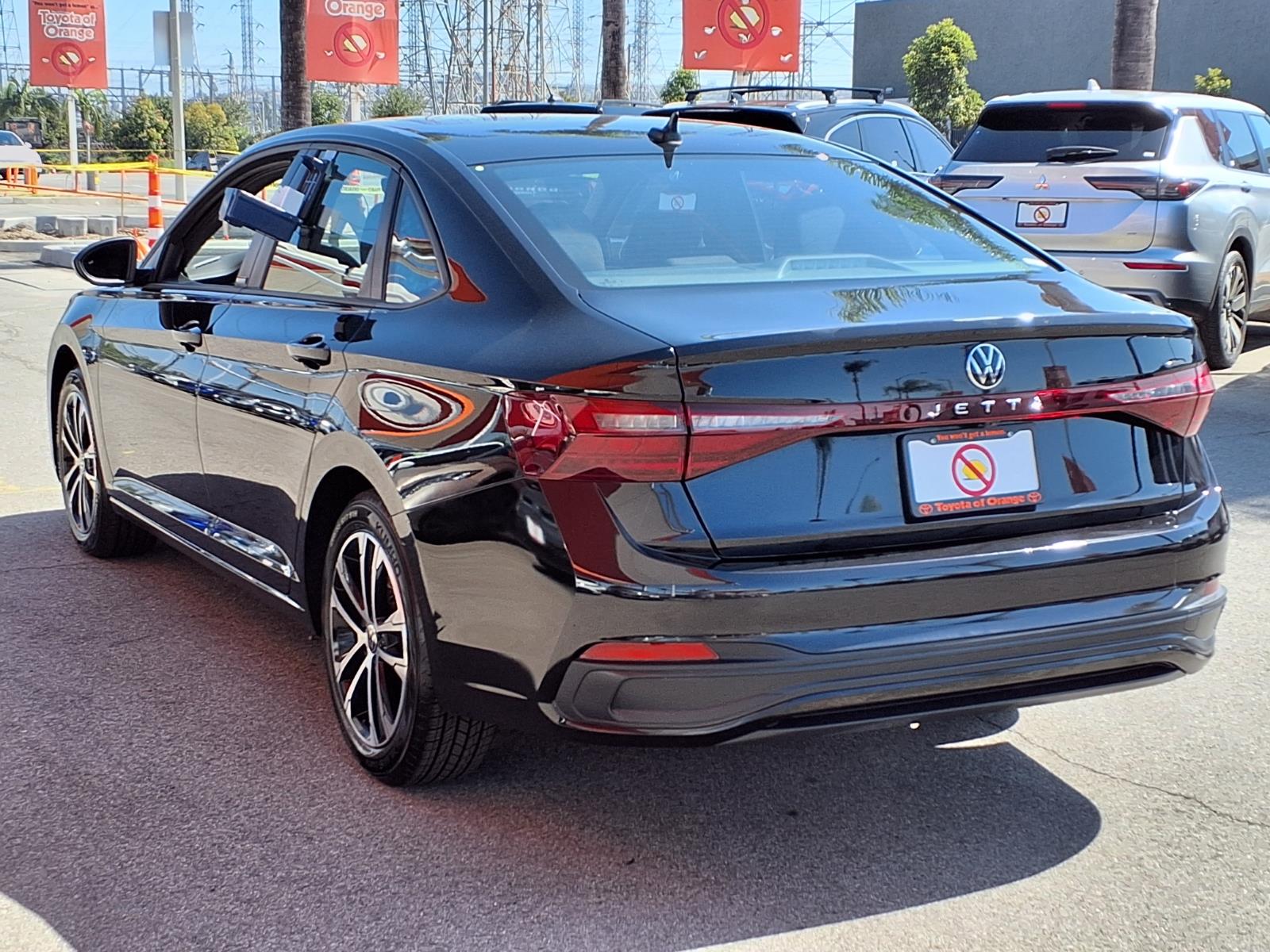 Used 2025 Volkswagen Jetta Sedan