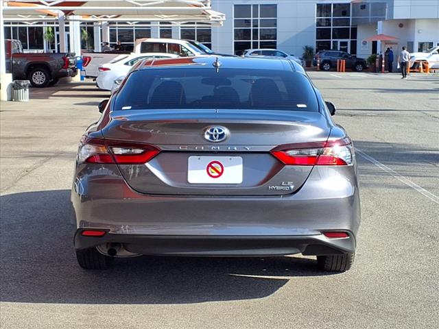 2021 Toyota Camry Hybrid LE