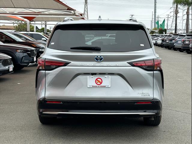 2021 Toyota Sienna Platinum 7-Passenger