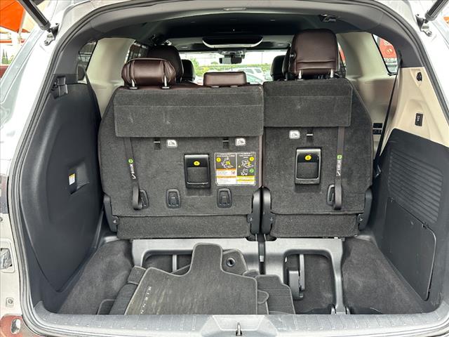 2021 Toyota Sienna Platinum 7-Passenger