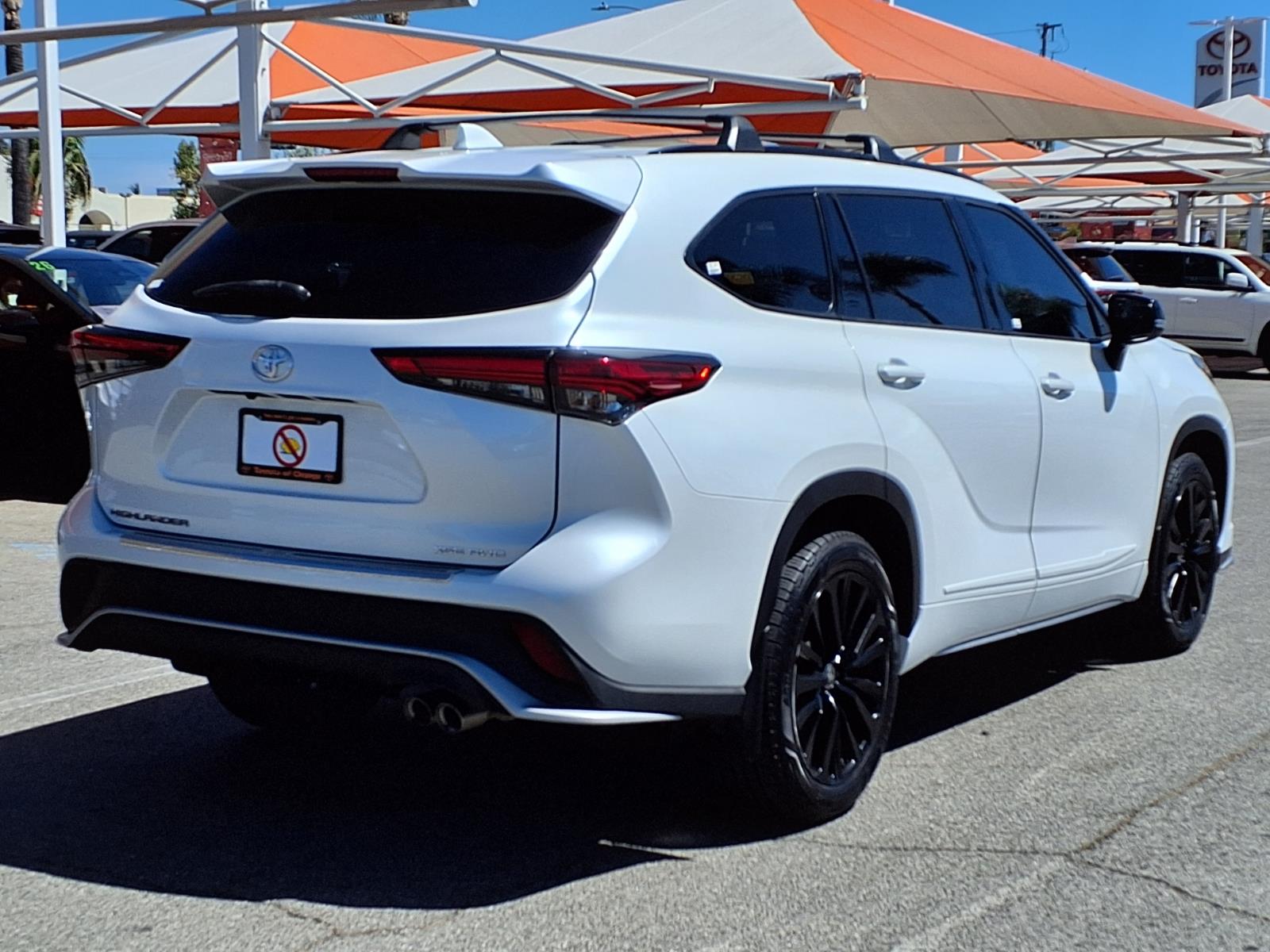Used 2023 Toyota Highlander SUV