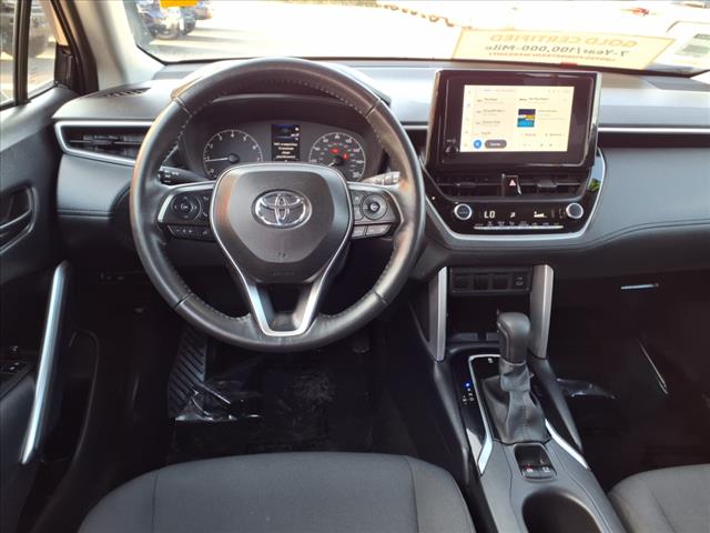 2024 Toyota Corolla Cross LE