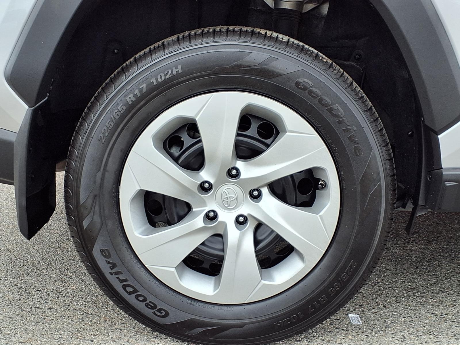 Used 2021 Toyota RAV4 SUV
