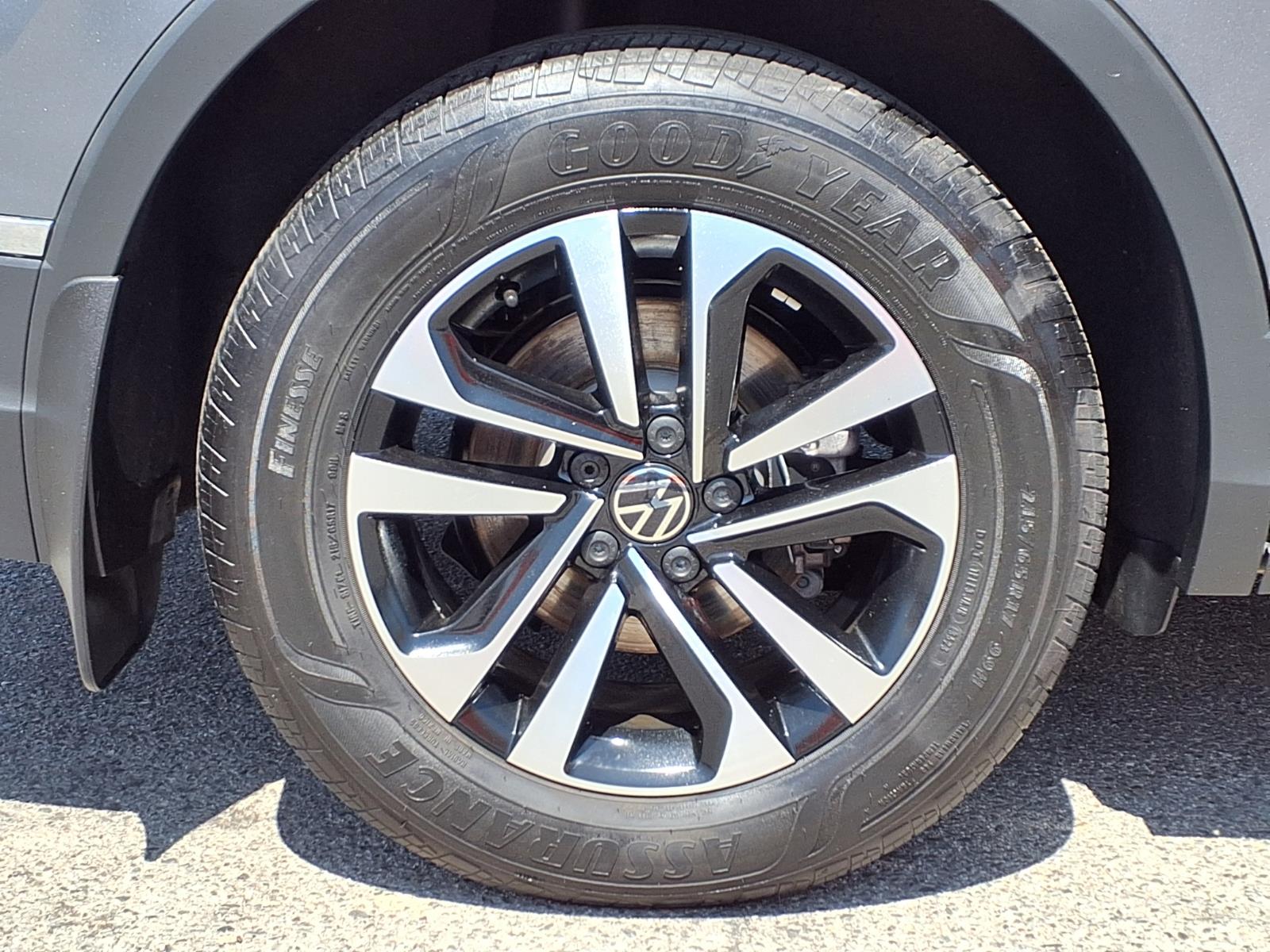 Used 2024 Volkswagen Tiguan SUV