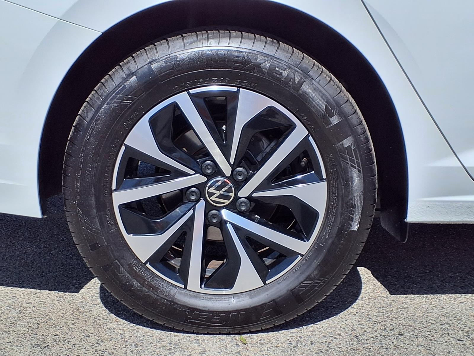Used 2025 Volkswagen Jetta Sedan