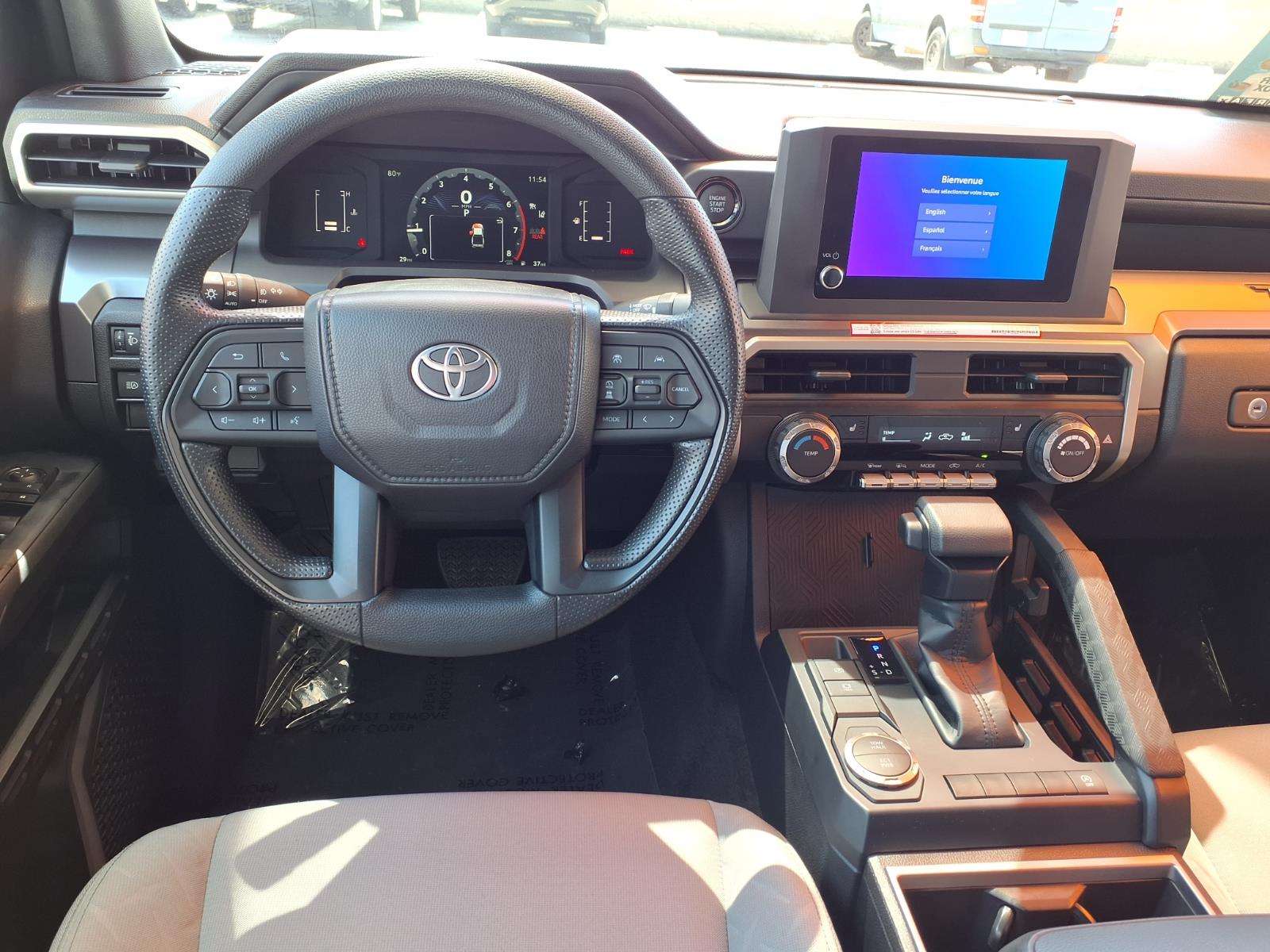 2025 Toyota Tacoma SR5 - Photo 8