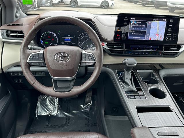 2021 Toyota Sienna Platinum 7-Passenger