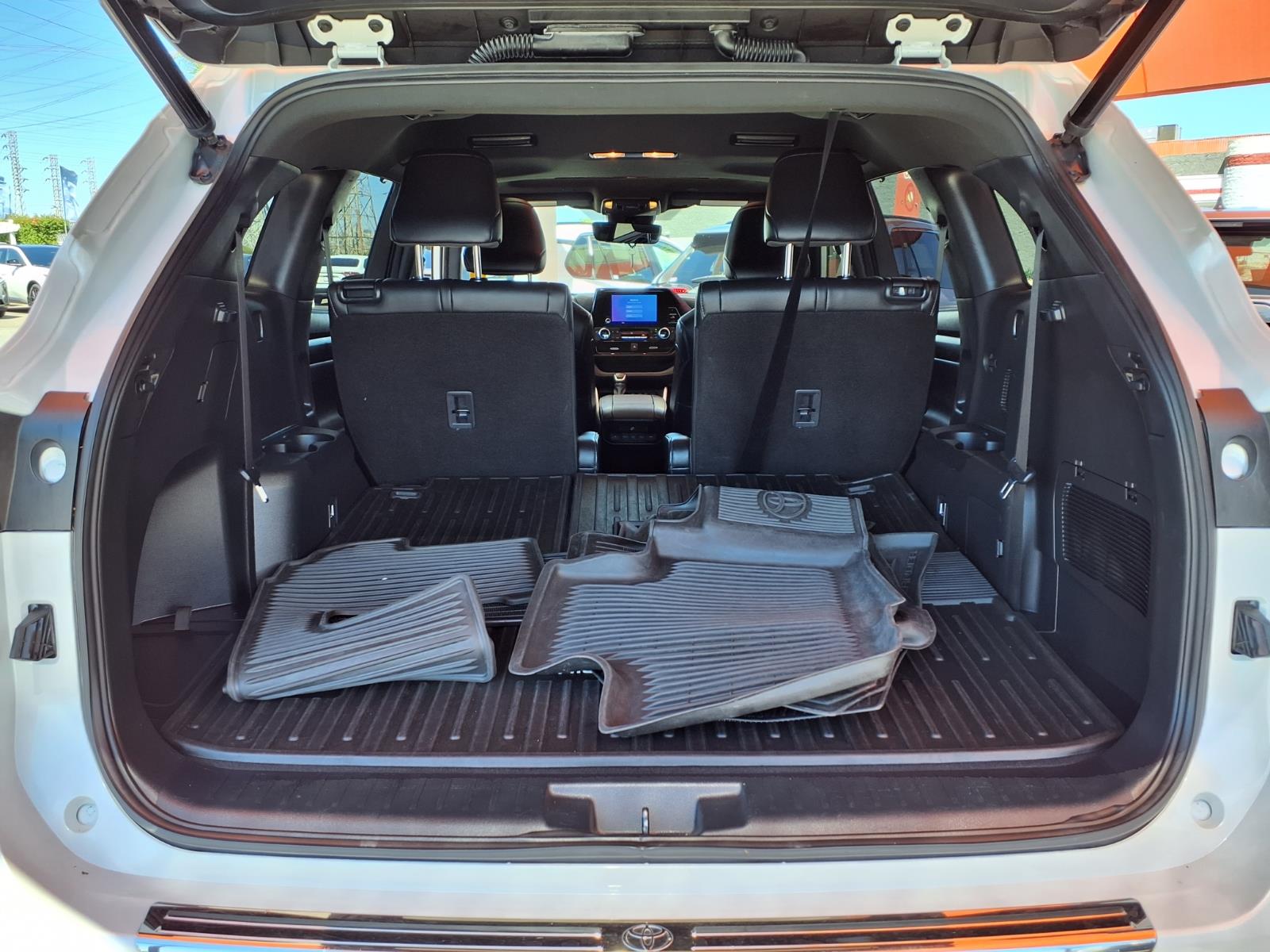 Used 2023 Toyota Highlander SUV