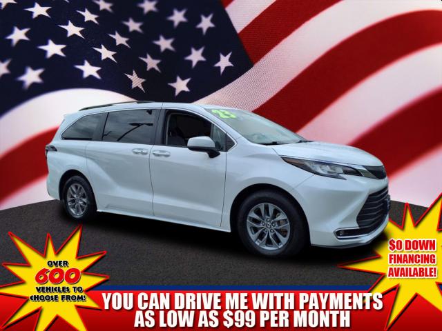 2023 Toyota Sienna XLE