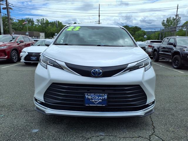 2023 Toyota Sienna XLE