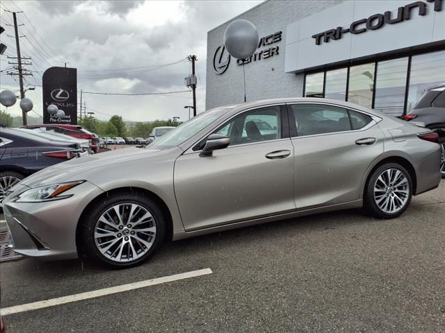 2021 Lexus ES 350 Base