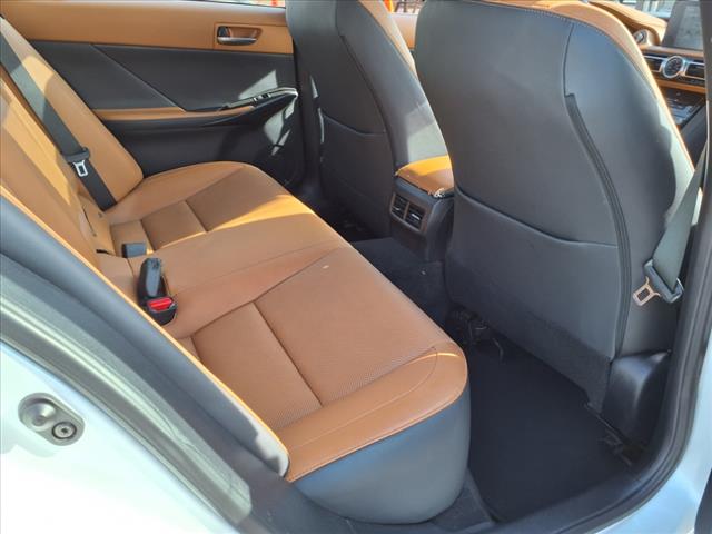 2022 Lexus IS 300 300