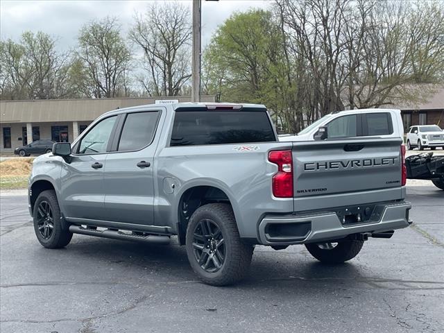2025 Chevrolet Silverado 1500 Custom