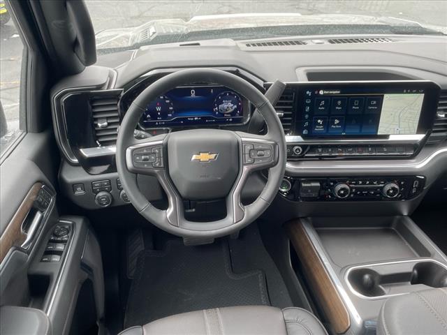 2025 Chevrolet Silverado 3500HD High Country