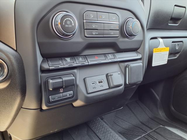 2025 Chevrolet Silverado 3500HD CC Work Truck