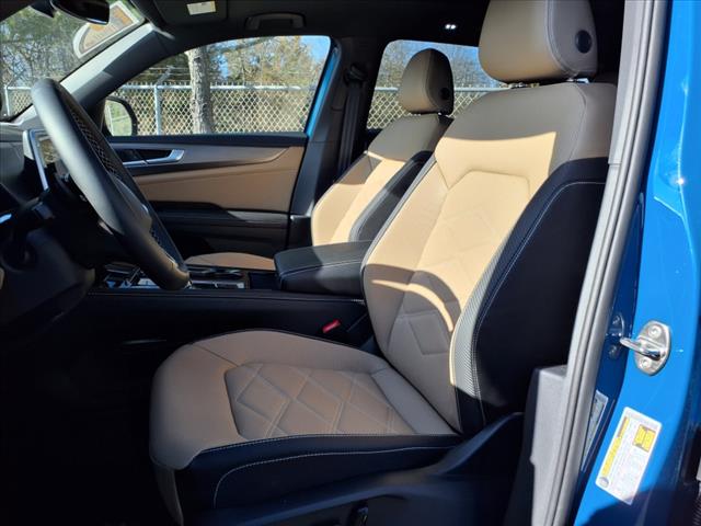 2025 Volkswagen Atlas Cross Sport 2.0T SE w/ Technology