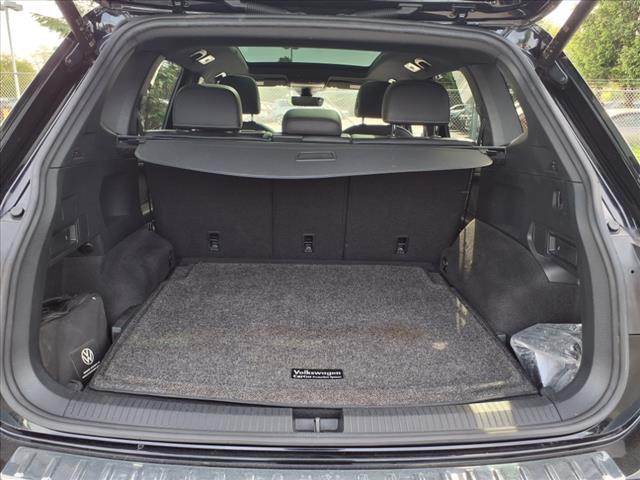 2022 Volkswagen Tiguan 2.0T SEL R-Line