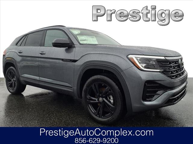 2025 Volkswagen Atlas Cross Sport 2.0T SEL R-Line Black