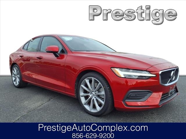 2020 Volvo S60 T6 Momentum