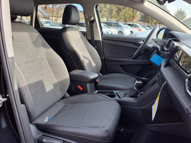 2025 Volkswagen Taos 1.5T SE Black