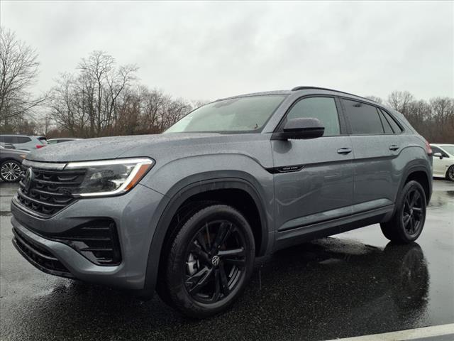 2025 Volkswagen Atlas Cross Sport 2.0T SEL R-Line Black