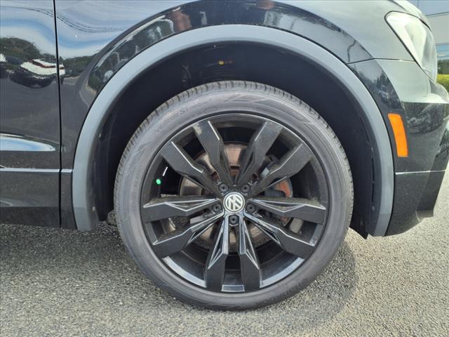 2021 Volkswagen Tiguan 2.0T SE R-Line Black