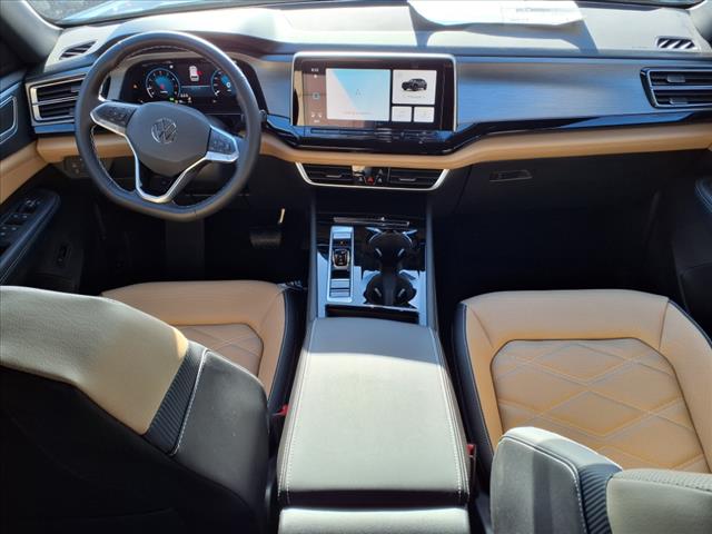 2025 Volkswagen Atlas Cross Sport 2.0T SE w/ Technology