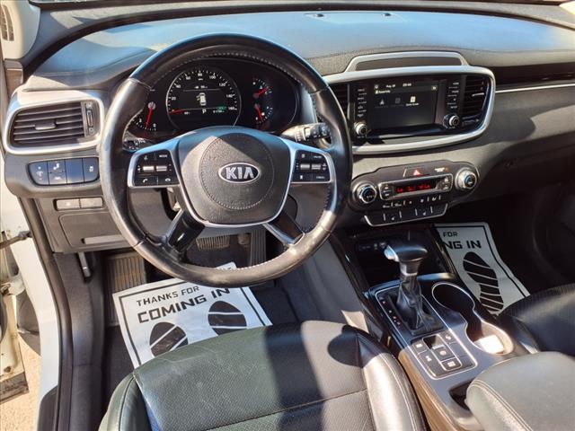 2020 Kia Sorento EX V6