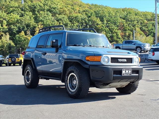 2014 Toyota FJ Cruiser Base