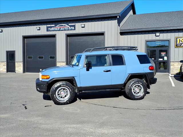 2014 Toyota FJ Cruiser Base