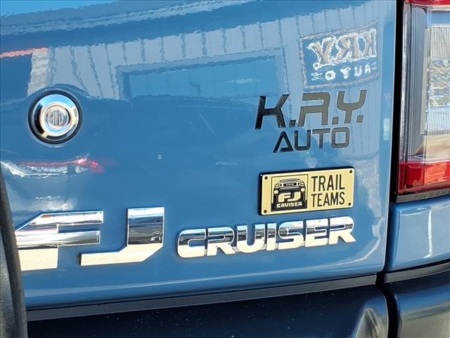 2014 Toyota FJ Cruiser Base