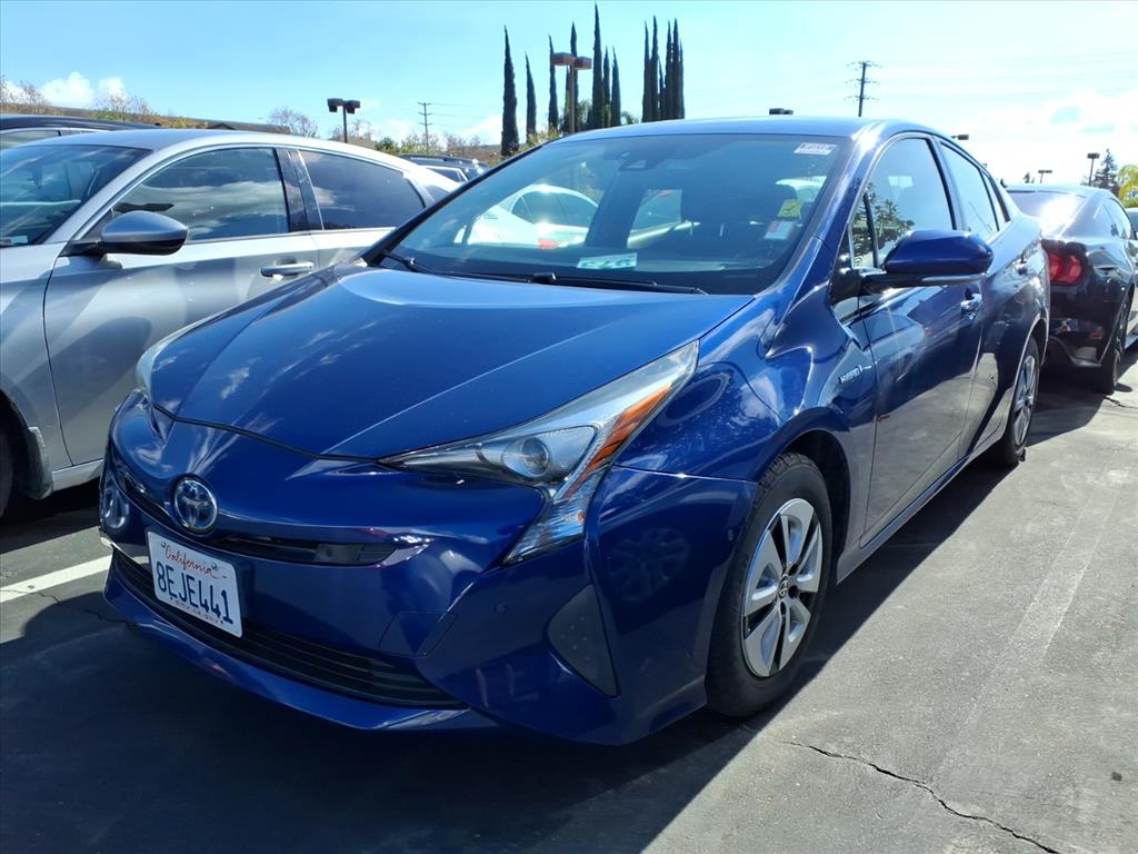 2017 Toyota Prius Three FWD