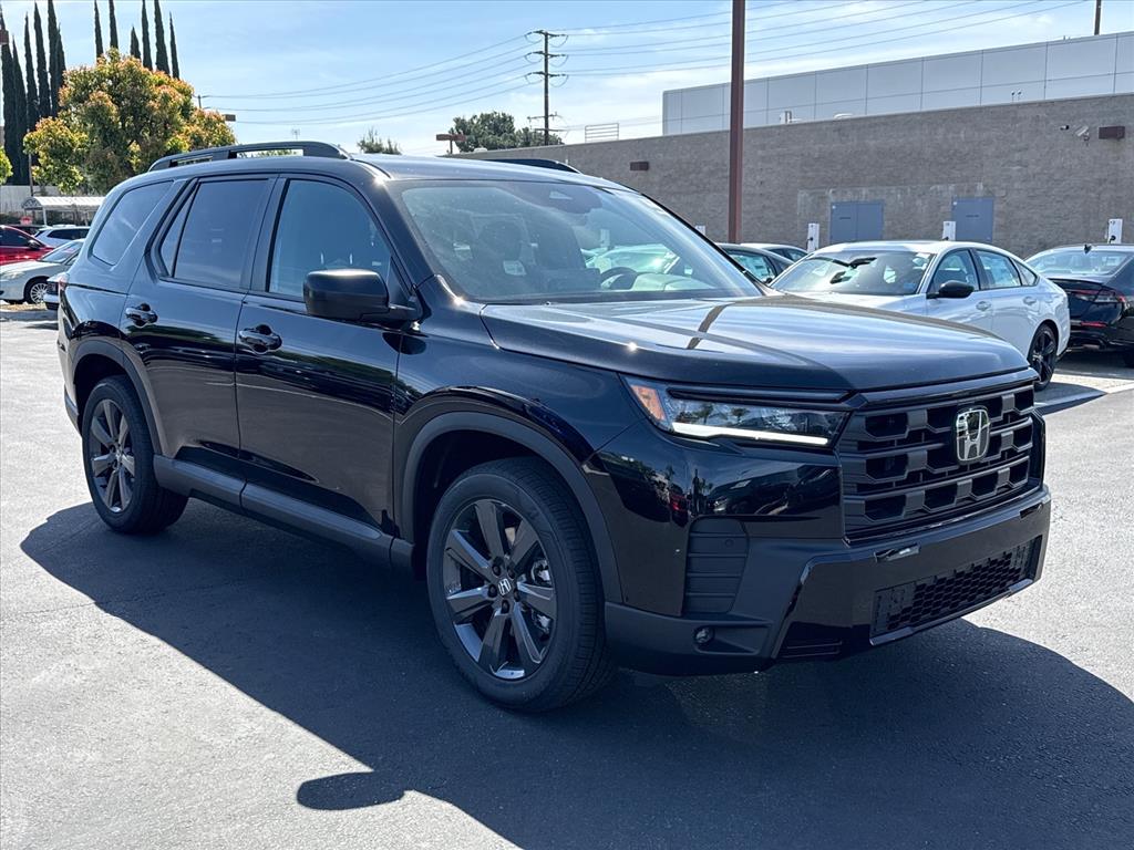 View vehicle photo 3