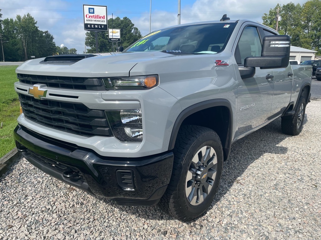 2025 Chevrolet Silverado 2500HD Custom