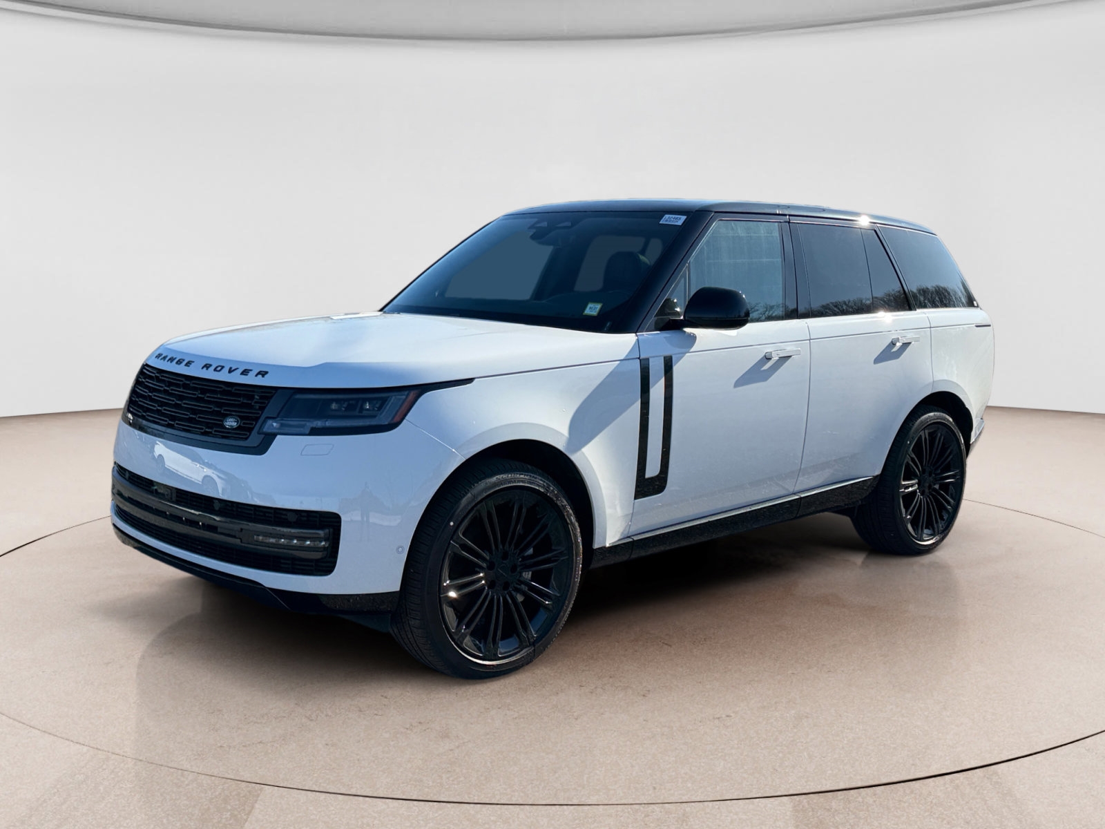 Fuji White 2026 Land Rover Range Rover P400 SE AWD SUV / Crossover All-Wheel Drive 8-Speed Automatic