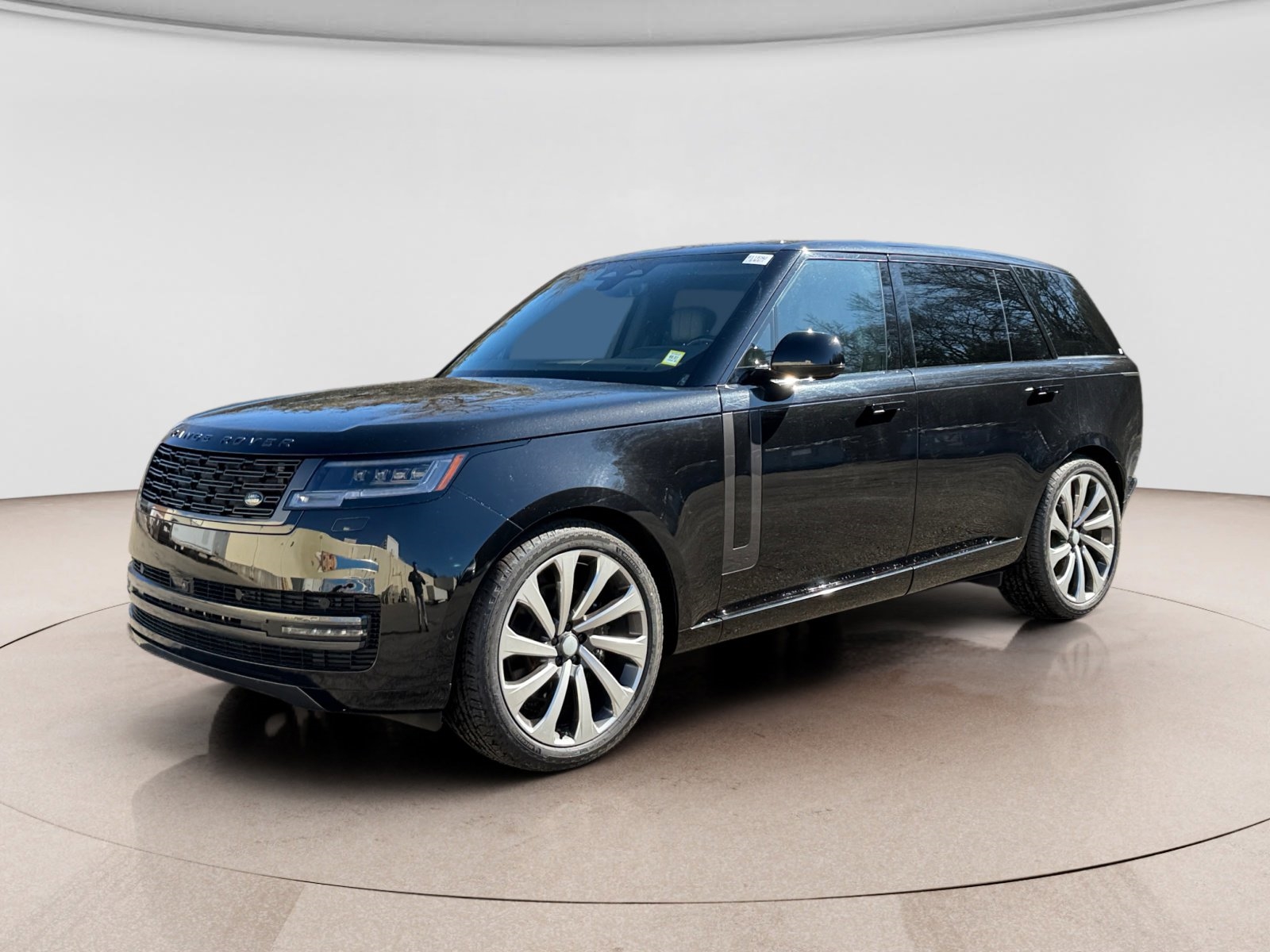 2024 Land Rover Range Rover P400 SE LWB AWD