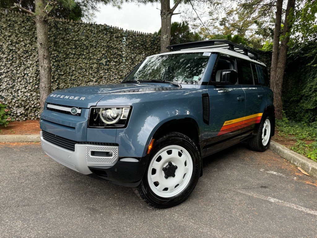 2025 Land Rover Defender 110 P300 S