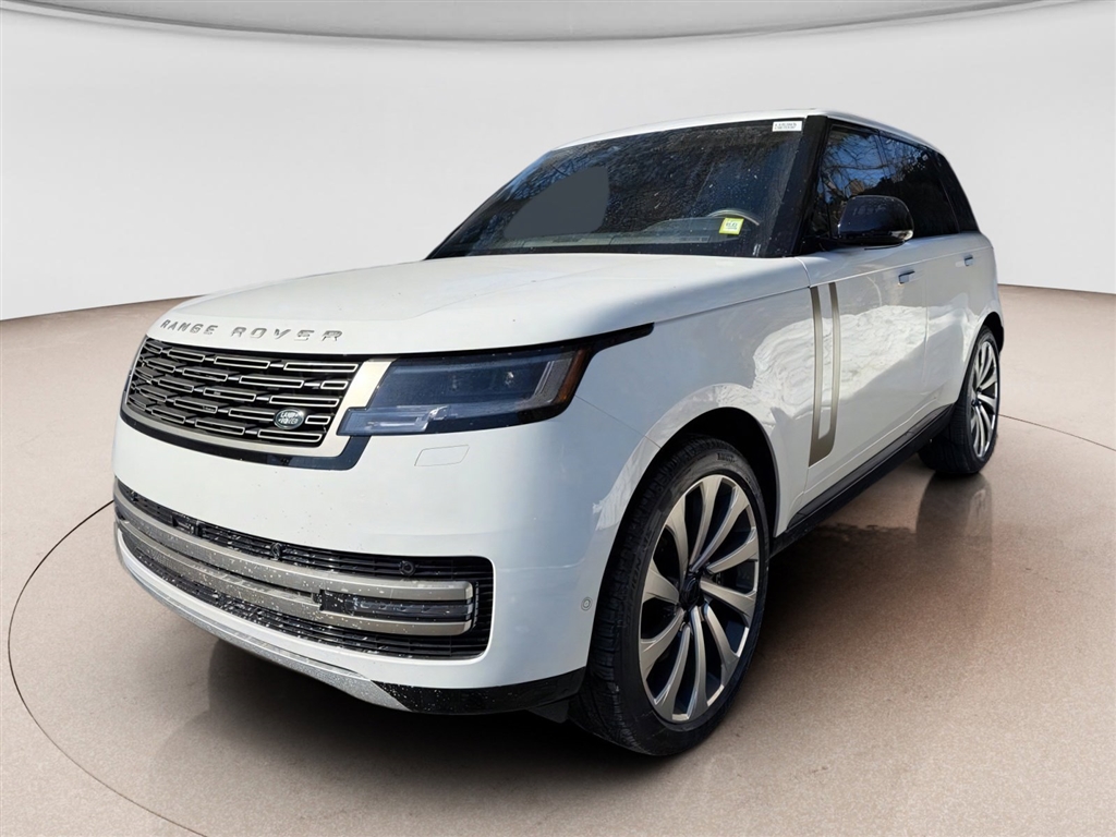 2026 Land Rover Range Rover P530 SE AWD