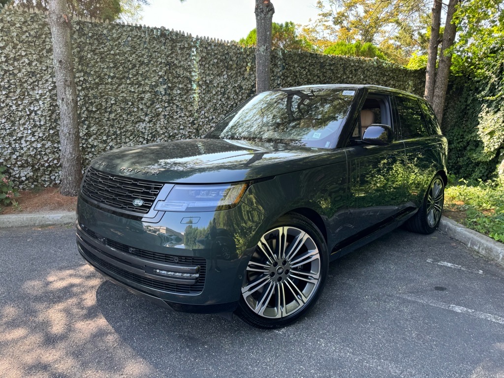 2025 Land Rover Range Rover P530 SE