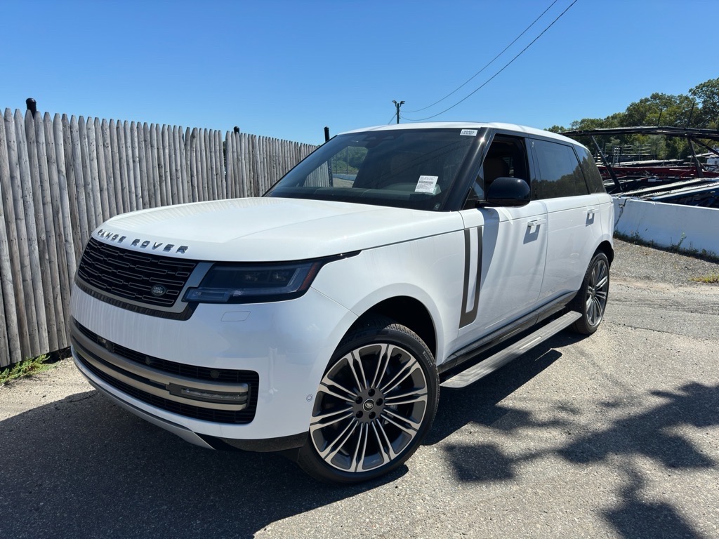 2025 Land Rover Range Rover P400 SE LWB