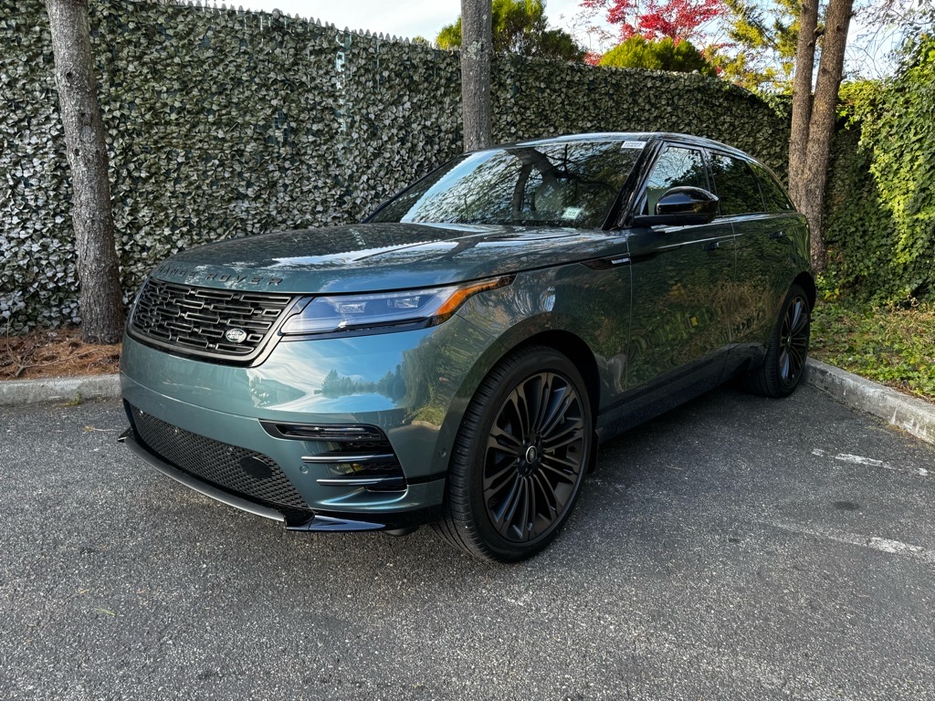 2026 Land Rover Range Rover Velar P250 Dynamic SE