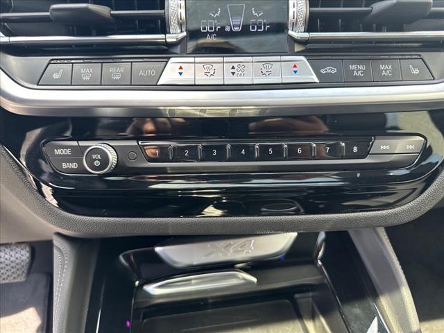 2024 BMW X4 xDrive30i
