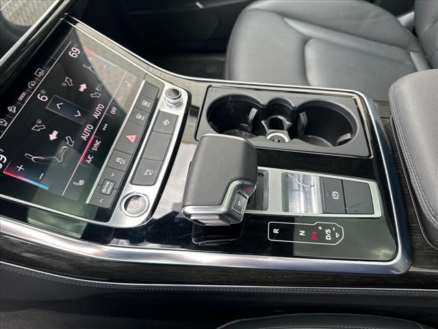 2024 Audi Q7 quattro Premium Plus 45 TFSI