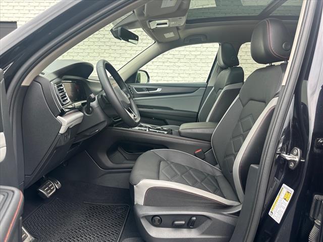 2024 Volkswagen Atlas Peak Edition SE 4Motion