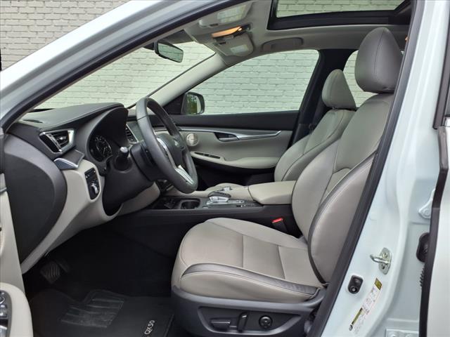 2024 INFINITI QX50 Luxe