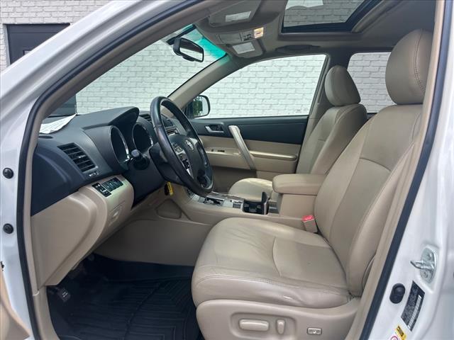 2013 Toyota Highlander Base