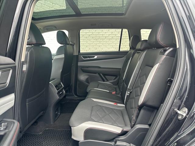 2024 Volkswagen Atlas Peak Edition SE 4Motion