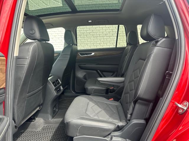 2024 Volkswagen Atlas SE